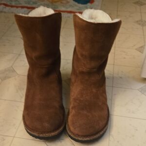 Birkenstock Tan Suede Footwear with Cream Lining